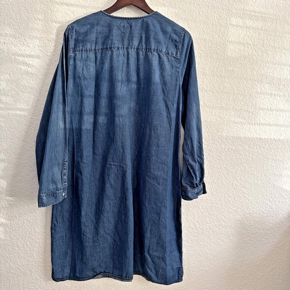 J. Jill Embroidered Denim Chambray Shift Dress Blue Boho Pockets Women's Size L - Picture 2 of 12
